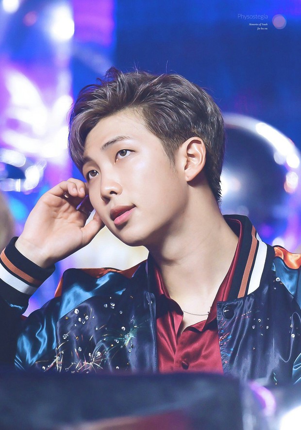 Điểm danh hội idol Kpop chuyên được giao trọng trách mở hàng bài hát (P.2) - Ảnh 7.