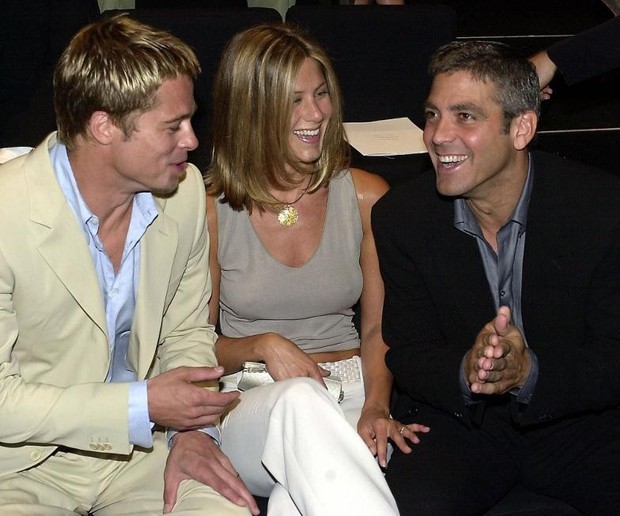 Sau tất cả, Jennifer Aniston và Brad Pitt đã nối lại tình cũ, bí mật hẹn hò đêm khuya? - Ảnh 2.