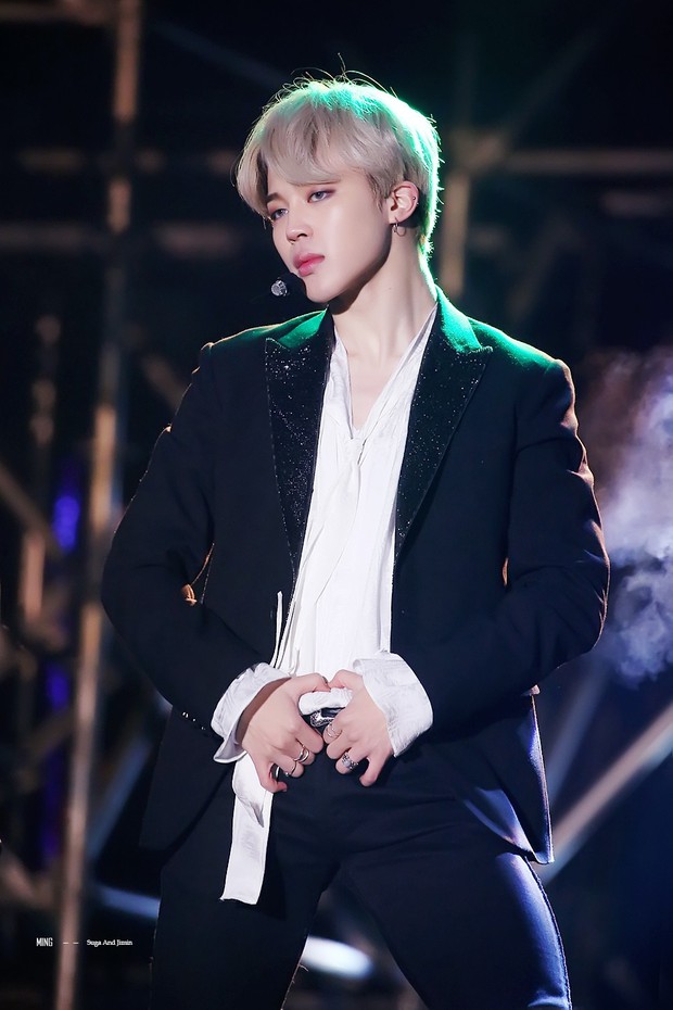 Điểm danh hội idol hai mặt: Biến hóa khôn lường từ cute đến sexy chỉ trong 1 nốt nhạc - Ảnh 4.