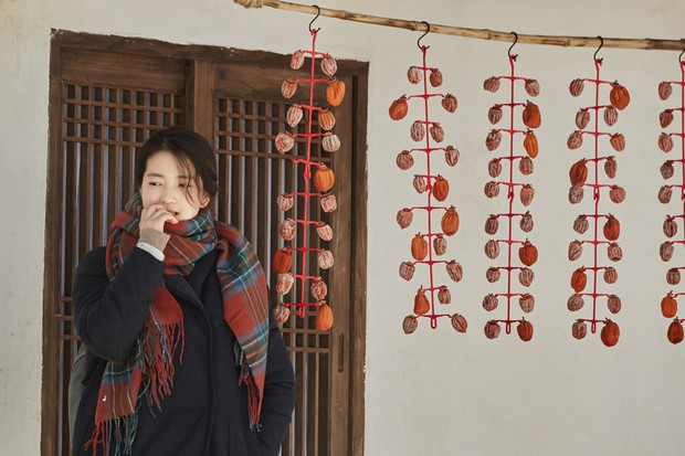 Phim của Lee Seung Gi và sao nữ Sunny dẫn đầu phòng vé Hàn tuần ra mắt - Ảnh 3.