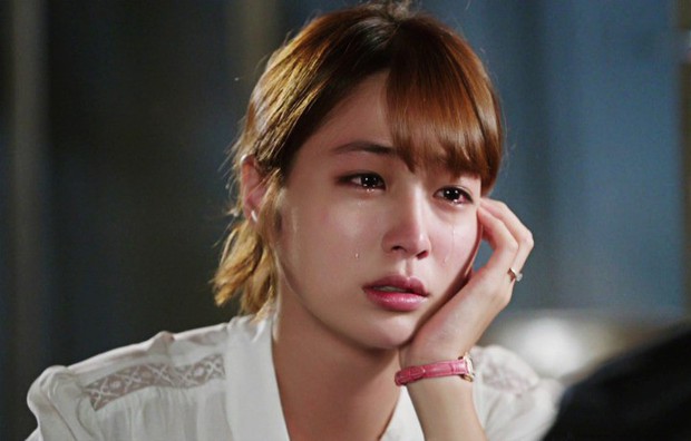 Netizen sốc khi biết sự thật đằng sau đôi mắt tuyệt đẹp của Lee Min Jung trên phim - Ảnh 7.