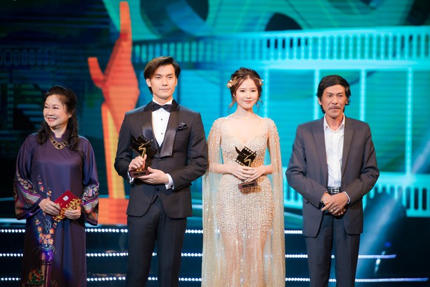 Dậy thì hơi muộn nhưng nhìn bộ cánh mới của Midu ai cũng phải công nhận rằng cô nàng quá khác xưa - Ảnh 4.