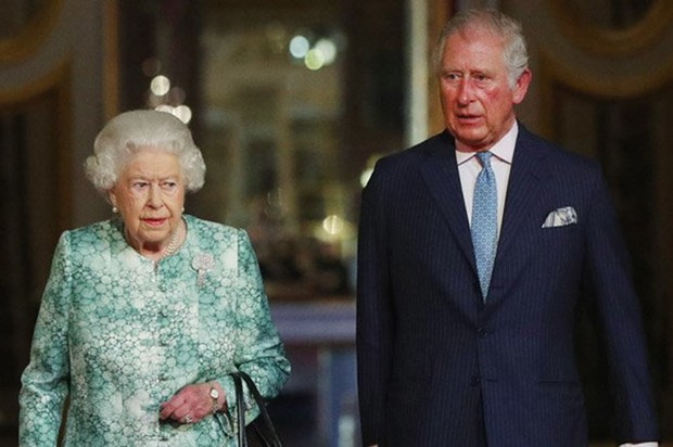 Thái tử Charles chính thức trở thành người kế vị Nữ hoàng Anh - Ảnh 1.