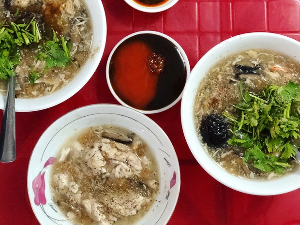 Xế chiều rủ rê hội bạn thân đi ăn những hàng súp cua đắt xắt ra miếng ở Sài Gòn - Ảnh 9.