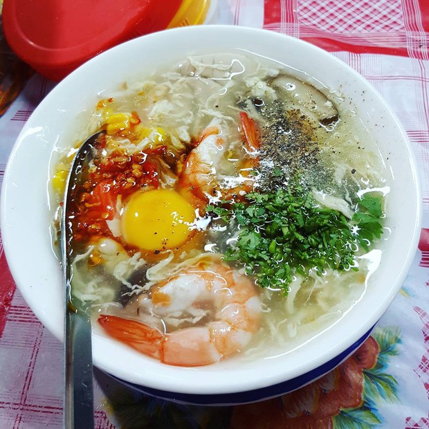 Xế chiều rủ rê hội bạn thân đi ăn những hàng súp cua đắt xắt ra miếng ở Sài Gòn - Ảnh 6.