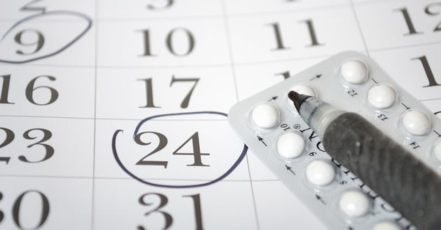 Những điều bạn cần biết trước khi có ý định dùng thuốc tránh thai để trị mụn - Ảnh 1.