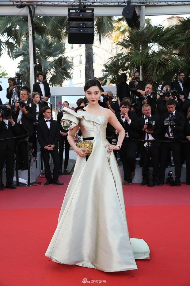 Thảm đỏ Cannes: Đây mới chính là nữ hoàng Phạm Băng Băng mà tất cả cùng mong chờ! - Ảnh 10.