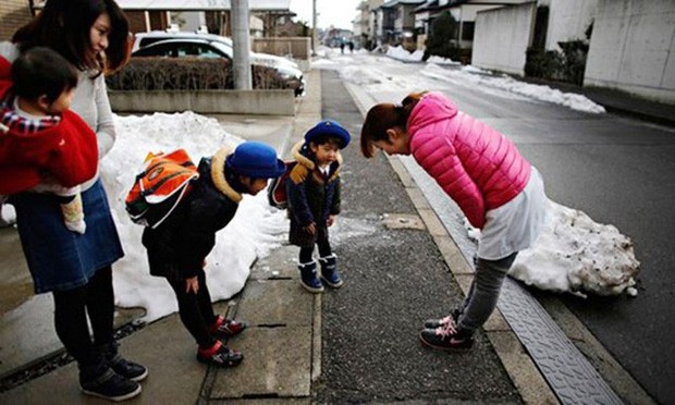 Giáo dục đạo đức là cốt lõi của xã hội Nhật Bản: Học làm người mọi lúc, mọi nơi - Ảnh 3.