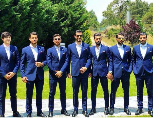 Dàn tuyển thủ Iran như người mẫu này đang gây sốt ở World Cup 2018 - Ảnh 2.