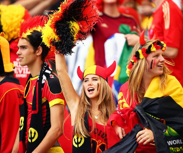 Hàn Quốc và những quốc gia có fan nữ nóng bỏng và cuồng nhiệt nhất World Cup - Ảnh 3.