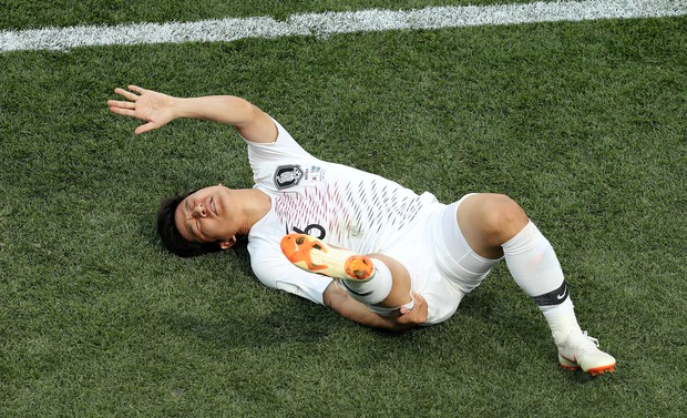 Sao Hàn Quốc đau đớn chia tay World Cup 2018 chỉ sau một trận đấu - Ảnh 2.