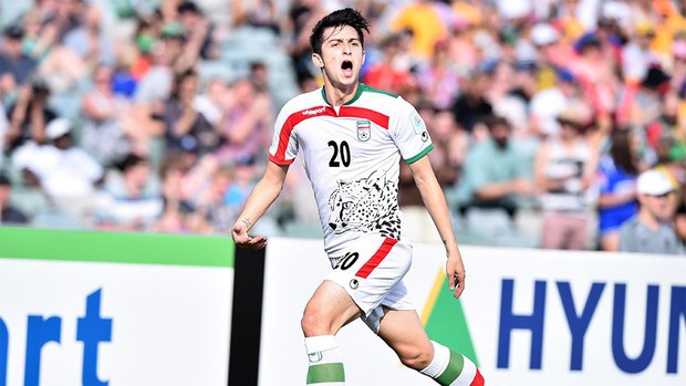 Messi Iran chia tay đội tuyển quốc gia ở tuổi 23 khiến nhiều fan cuồng phải suy nghĩ - Ảnh 1.