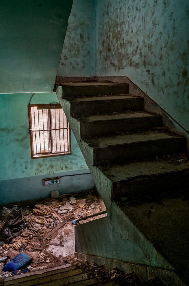 Bị buộc đóng cửa sau hàng loạt cái chết bí ẩn, bệnh viện tâm thần bị bỏ hoang 20 năm tại Hàn Quốc là một trong những nơi đáng sợ nhất thế giới - Ảnh 4.