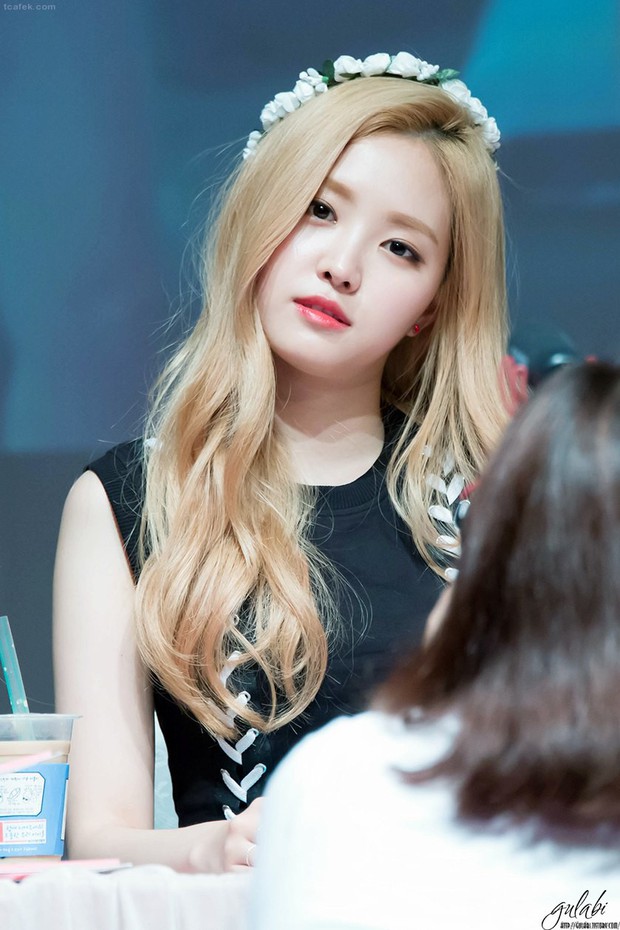 Quá trình biến đổi từ nữ thần thành thảm họa thẩm mỹ của Naeun (A Pink): Hậu quả vì dao kéo quá đà - Ảnh 14.