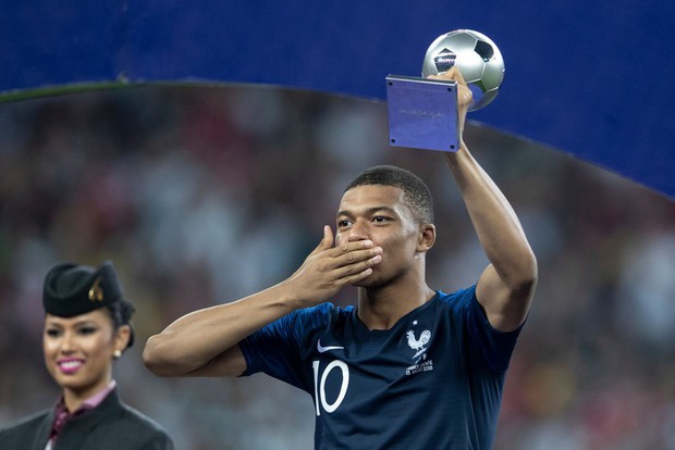 Cơn mưa tại Luzhniki và bình minh xán lạn cho bầu trời bóng đá Pháp - Ảnh 4.