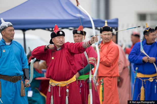 Chùm ảnh tuyệt đẹp về lễ hội Naadam đầy màu sắc của người dân Mông Cổ - Ảnh 3.
