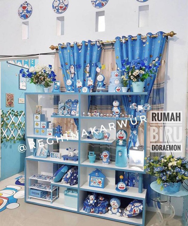Gia đình kỳ lạ tại Indonesia cuồng Doraemon tới nỗi dán hình Doraemon khắp ngôi nhà - Ảnh 15.