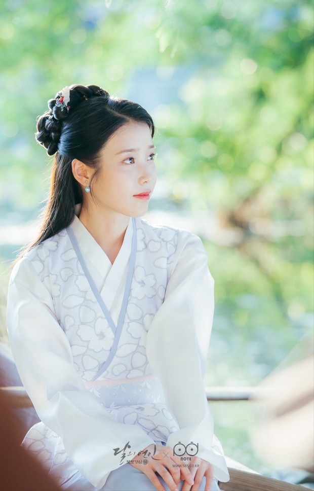 Khi idol nữ Kpop biến thành mỹ nhân cổ trang: Ai cũng đẹp xuất sắc, chỉ riêng nhân vật dáng bốc lửa này bị chê - Ảnh 17.