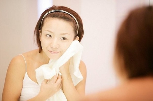 Đây là 5 lý do hàng đầu khiến bạn phải chú trọng hơn đến việc bôi kem chống nắng trước khi ra đường - Ảnh 1.