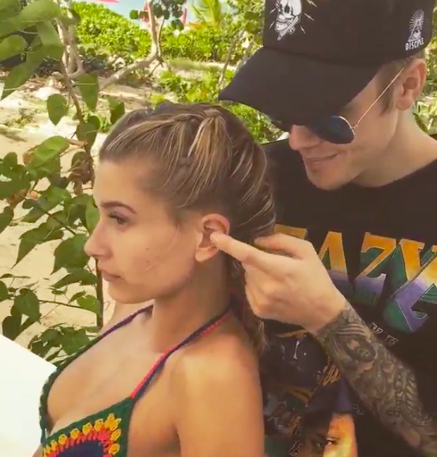 1 thập kỷ đã biến Hailey Baldwin từ fan cuồng ship Jelena thành cô dâu nắm tay Justin Bieber vào lễ đường như thế nào? - Ảnh 7.