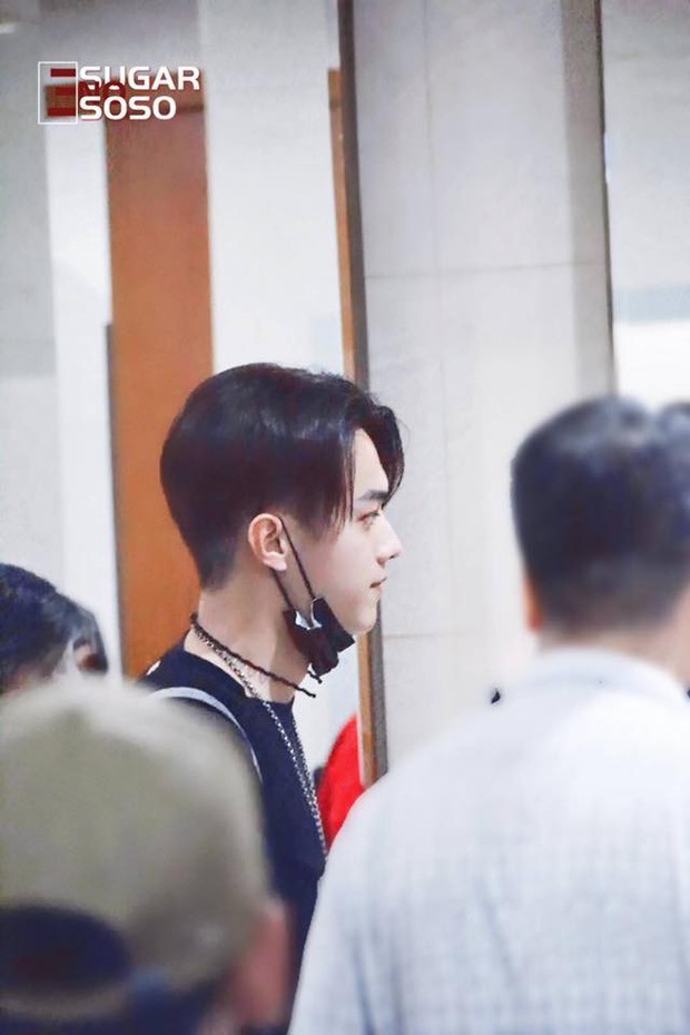 Phó Hằng Hứa Khải: Vẻ đẹp nam thần ngút ngàn, cool ngầu không góc chết cả trong phim lẫn ngoài đời - Ảnh 20.