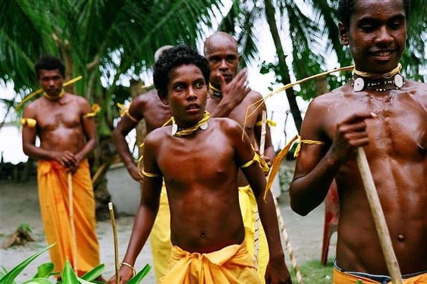 10 bộ lạc trên thế giới tách biệt với nền văn minh hiện đại - Ảnh 8.
