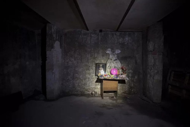 Chuyện rùng mình của khách sạn xa hoa bỏ hoang ở Mexico: Người chủ tự tử ngay đại sảnh, căn phòng thờ cúng bí mật không ai dám bước vào - Ảnh 9.