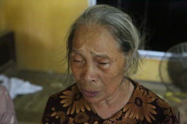 Người thân, hàng xóm khóc nghẹn trong lễ tang hai vợ chồng bị kẻ lạ sát hại trong đêm ở Hưng Yên - Ảnh 7.