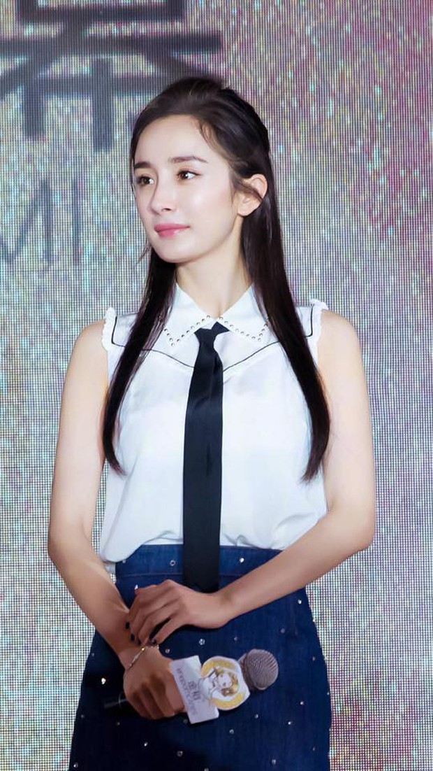 Khó tin với hình ảnh Dương Mịch già chát, xuống sắc không phanh bên cạnh đồng nghiệp hơn tuổi - Ảnh 8.