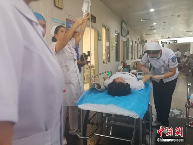 Trung Quốc: Tài xế xe điên đâm chết 6 người, làm bị thương 12 người do mâu thuẫn tình cảm - Ảnh 7.
