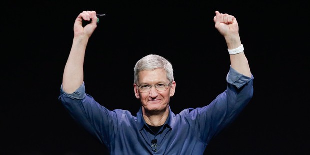 Apple vừa đạt giá trị 1.000 tỉ USD, Tim Cook viết ngay tâm thư dài dằng dặc cho toàn thể nhân viên - Ảnh 1.