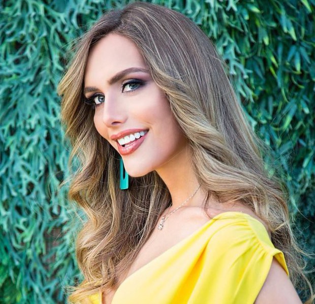 Nhan sắc rực rỡ của Hoa hậu chuyển giới đầu tiên trong lịch sử tham gia Miss Universe - Ảnh 2.