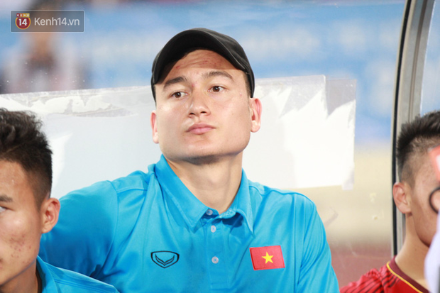 Đặng Văn Lâm chia sẻ xúc động khi bị loại khỏi danh sách ASIAD 2018 - Ảnh 1.