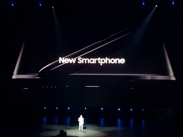 Samsung Galaxy Note9 chính thức ra mắt: cấu hình khủng nhất thị trường, S-Pen nhiều chức năng mới, camera thêm AI, giá cao nhất 1250 USD - Ảnh 1.