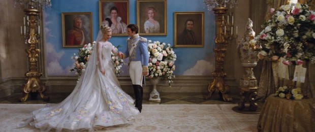 Lóa mắt với 6 đám cưới thời thượng trong phim Hollywood: Lễ cưới số 6 ăn đứt cả sự kiện hoàng gia! - Ảnh 3.