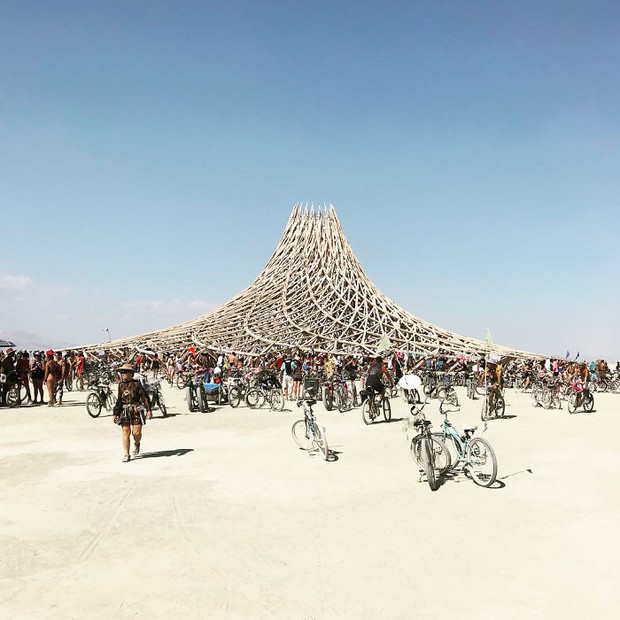 Chùm ảnh: Lễ hội hoang dại Burning Man 2018 sẽ khiến bạn ngỡ như đang lạc vào một bộ phim khoa học viễn tưởng - Ảnh 26.