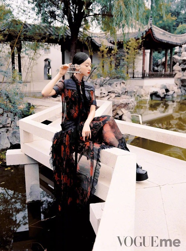 Góc mặt high fashion cùng khí chất sang chảnh, Anh Lạc Ngô Cẩn Ngôn càn quét trang bìa loạt tạp chí - Ảnh 7.