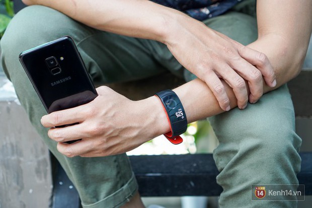 Trên tay nhanh vòng đeo thông minh Gear Fit2 Pro: thiết bị lý tưởng theo dõi sức khỏe 24/7 - Ảnh 6.