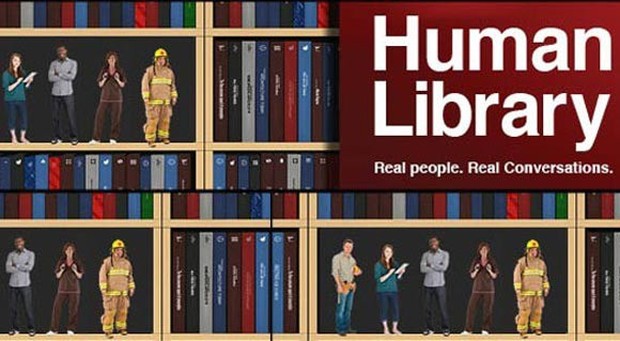 Câu chuyện về thư viện khiến nhiều người thực sự ngỡ ngàng: Ở đây bạn không mượn sách, bạn mượn người! - Ảnh 1.