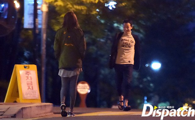 Khi hàng loạt cặp đôi yêu chớp nhoáng, Sooyoung vẫn say đắm và hóm hỉnh đùa bạn trai 6 năm như thế này! - Ảnh 7.