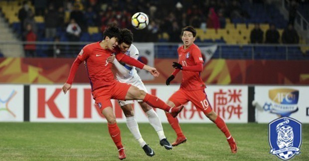 U23 Việt Nam chiến thắng là tin thể thao hot nhất Hàn Quốc hôm qua, netizen Hàn Quốc chung lòng cổ vũ cho Việt Nam - Ảnh 1.