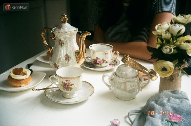 Tiệc trà Anh: tưởng sang chảnh bậc nhất nhưng thực ra có nguồn gốc cứu đói cho một quý tộc thích ăn cả thế giới - Ảnh 1.
