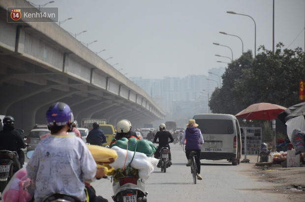Không khí thành phố Hà Nội những ngày giáp Tết chạm mức nguy hại, chuyên gia lý giải nguyên nhân - Ảnh 3.