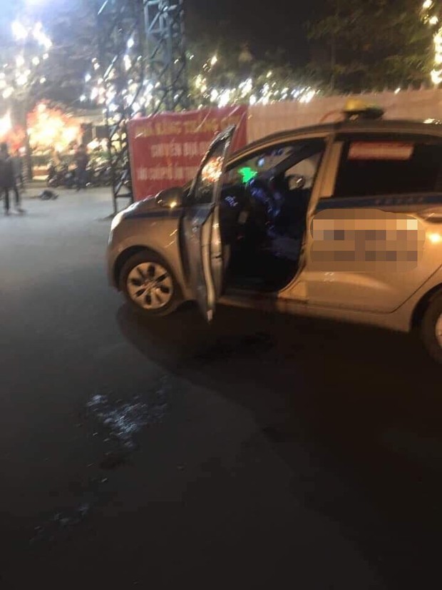 Hà Nội: Nghi án tài xế taxi bị cướp cứa cổ, tử vong trước cửa sân vận động Mỹ Đình - Ảnh 2.