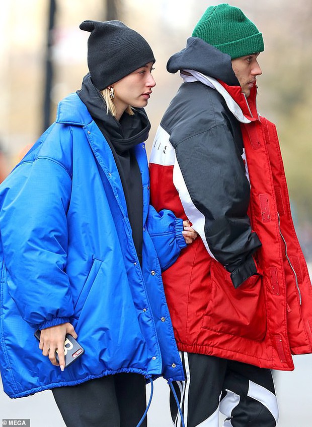 Liên tục dời ngày cưới, vợ chồng Justin Bieber có biểu hiện gì mà đập tan tin đồn trục trặc? - Ảnh 7.
