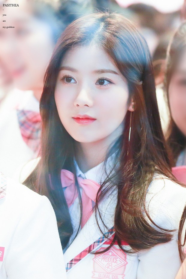 Thêm idol nữ Kpop dao kéo thành công đến khó tin: Đẹp chẳng kém nữ thần nhà SM, netizen còn phải công nhận - Ảnh 1.