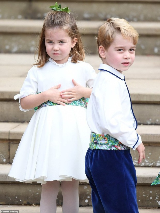 Choáng váng với những quy tắc nghiêm ngặt của bảo mẫu “khét tiếng” dành cho Hoàng tử George và Công chúa Charlotte - Ảnh 3.