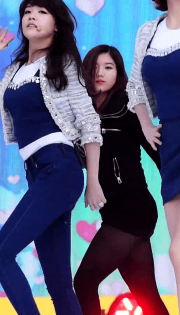 Thêm idol nữ Kpop dao kéo thành công đến khó tin: Đẹp chẳng kém nữ thần nhà SM, netizen còn phải công nhận - Ảnh 8.