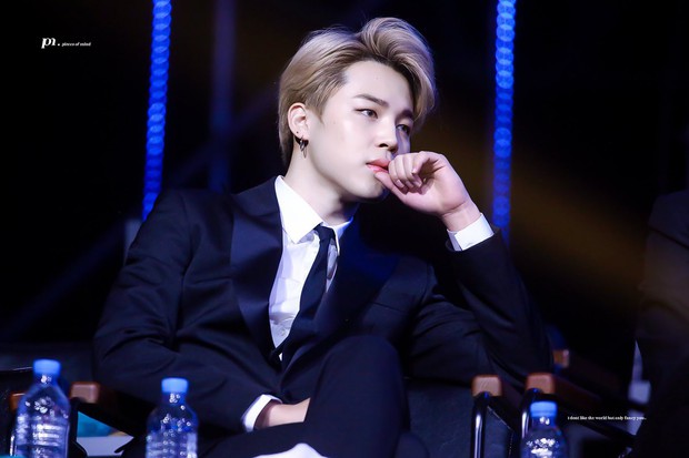 Chẳng mang gương mặt đẹp xuất sắc như nam thần nhưng Jimin (BTS) vẫn có 7 khoảnh khắc khiến fan “đổ rạp” - Ảnh 28.