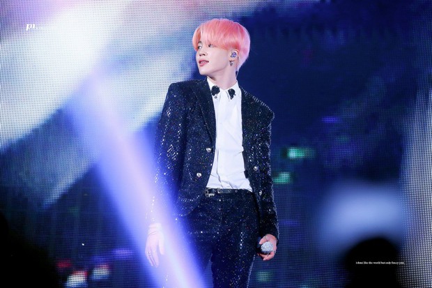 Chẳng mang gương mặt đẹp xuất sắc như nam thần nhưng Jimin (BTS) vẫn có 7 khoảnh khắc khiến fan “đổ rạp” - Ảnh 16.